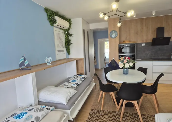 Blue Breeze Apartment
